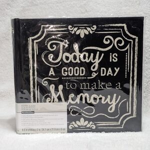 Black 9x8 200 Photo Album Acid PVC Free CD Pocket Book Bound